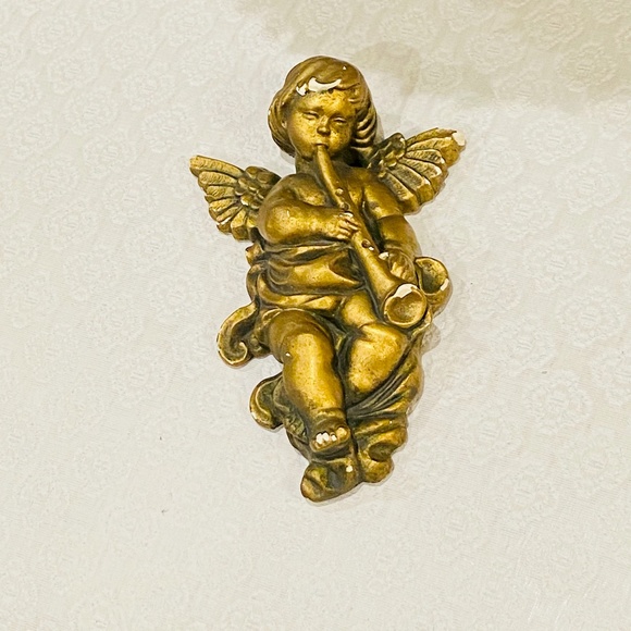 S1-Vintage Religious Art Gold Chalk Ware Trumpet Playing Angel/Cherub - Picture 5 of 8